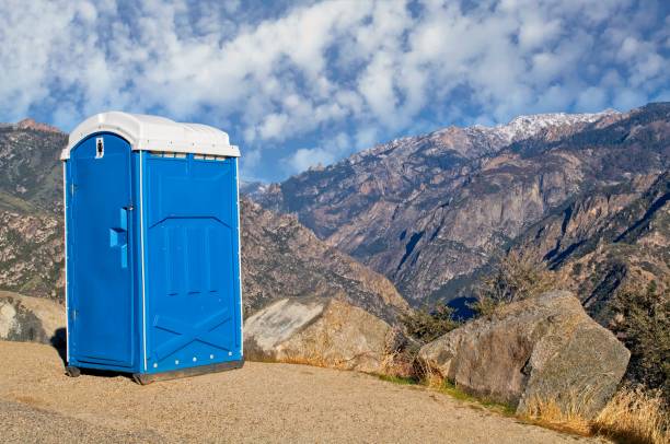 Portable Toilet Options We Offer in Lone Oak, TN